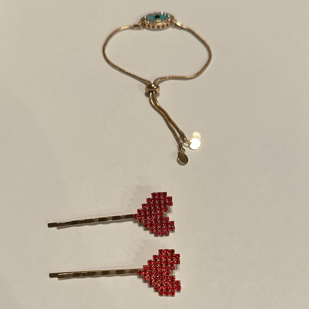 Golden Evil Eye Adjustable Bracelet & Heart Hair Clips EUC